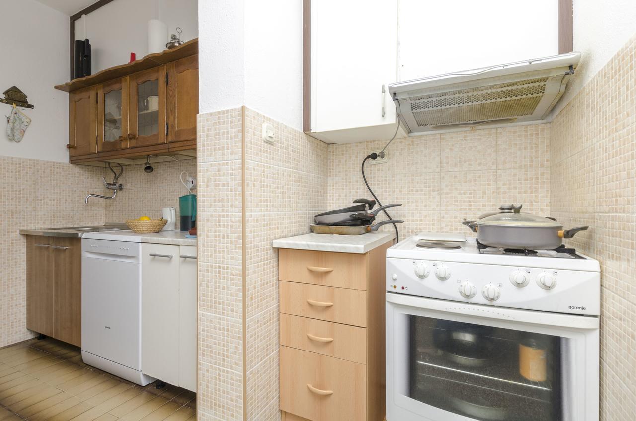 Apartments Luka Rogoznica  Eksteriør billede